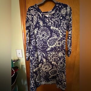 LuLaRoe Emily: Navy and Cream Floral/Paisley